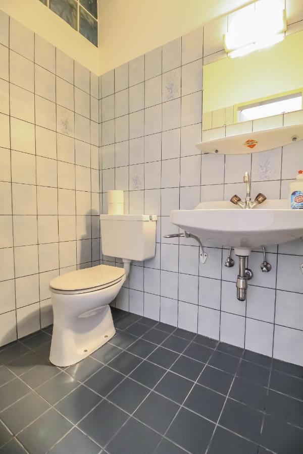 Db In Hutteldorferstrasse U3 Area Apartment Wien